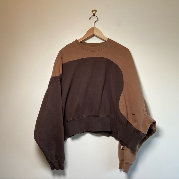 Nike Tops - NIKE Sportswear Color Clash Women's Fleece Sweatshirt In Brown